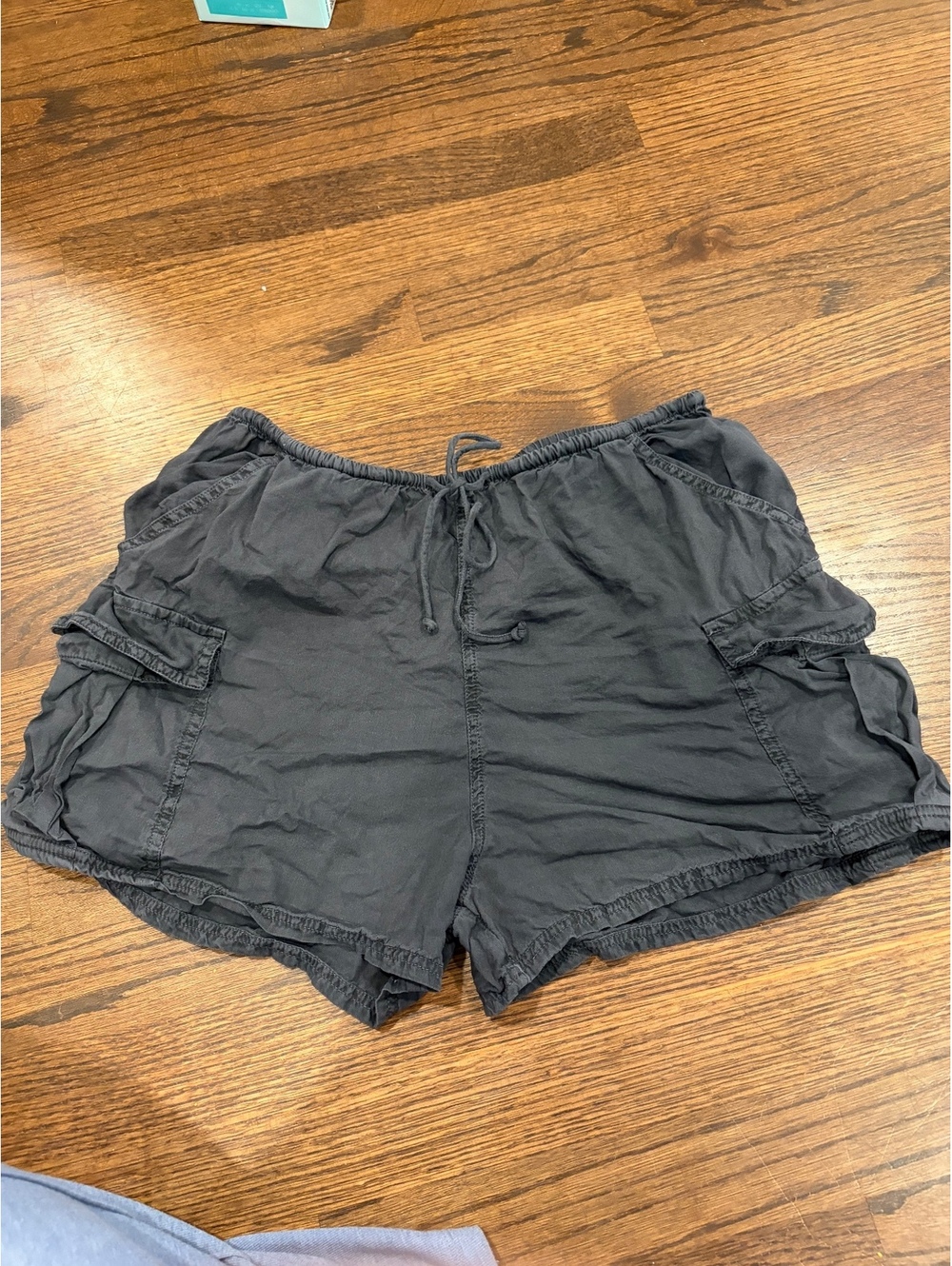 Billabong Black Cargo Style Shorts Size M